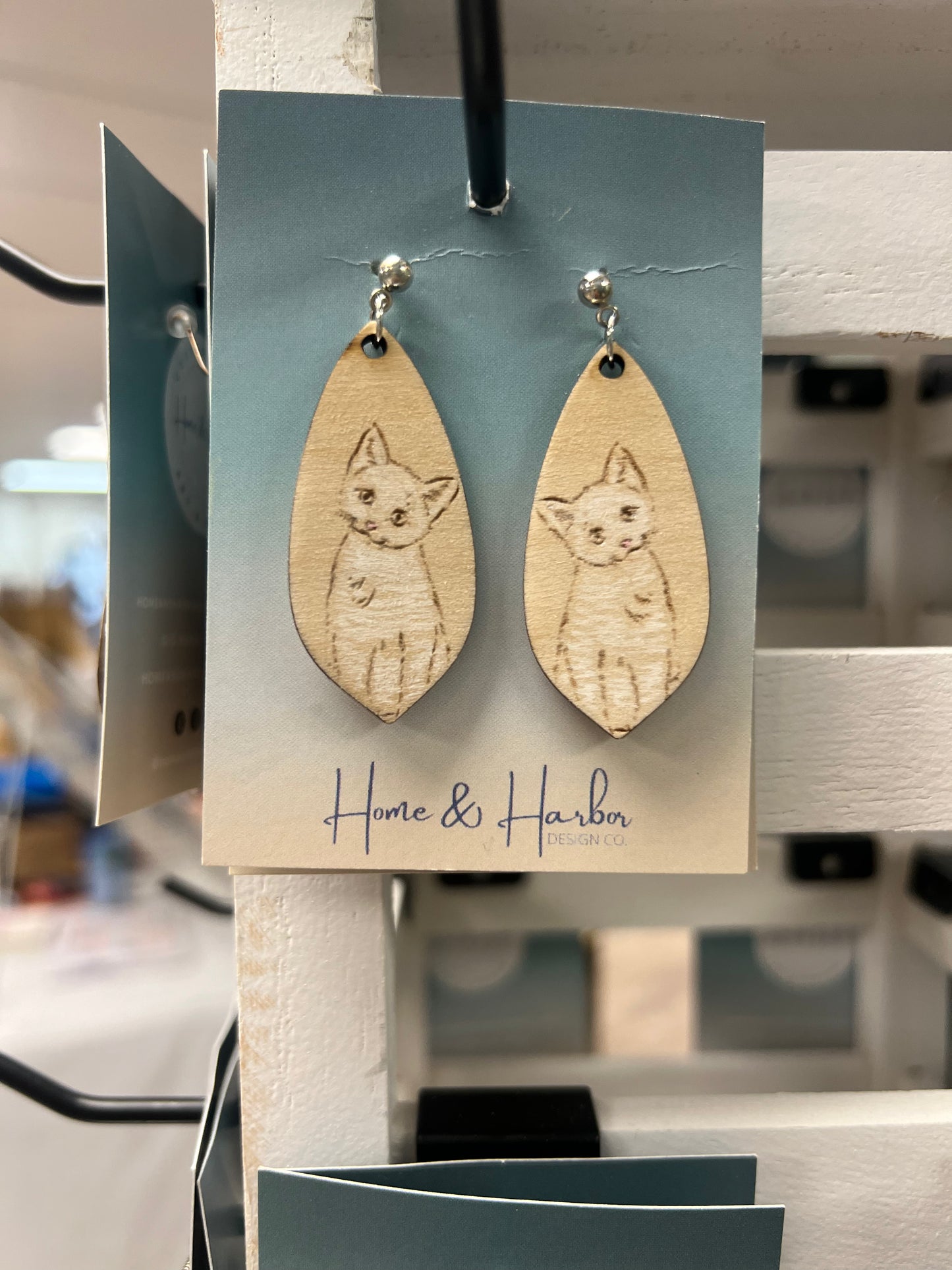 Dangle earrings