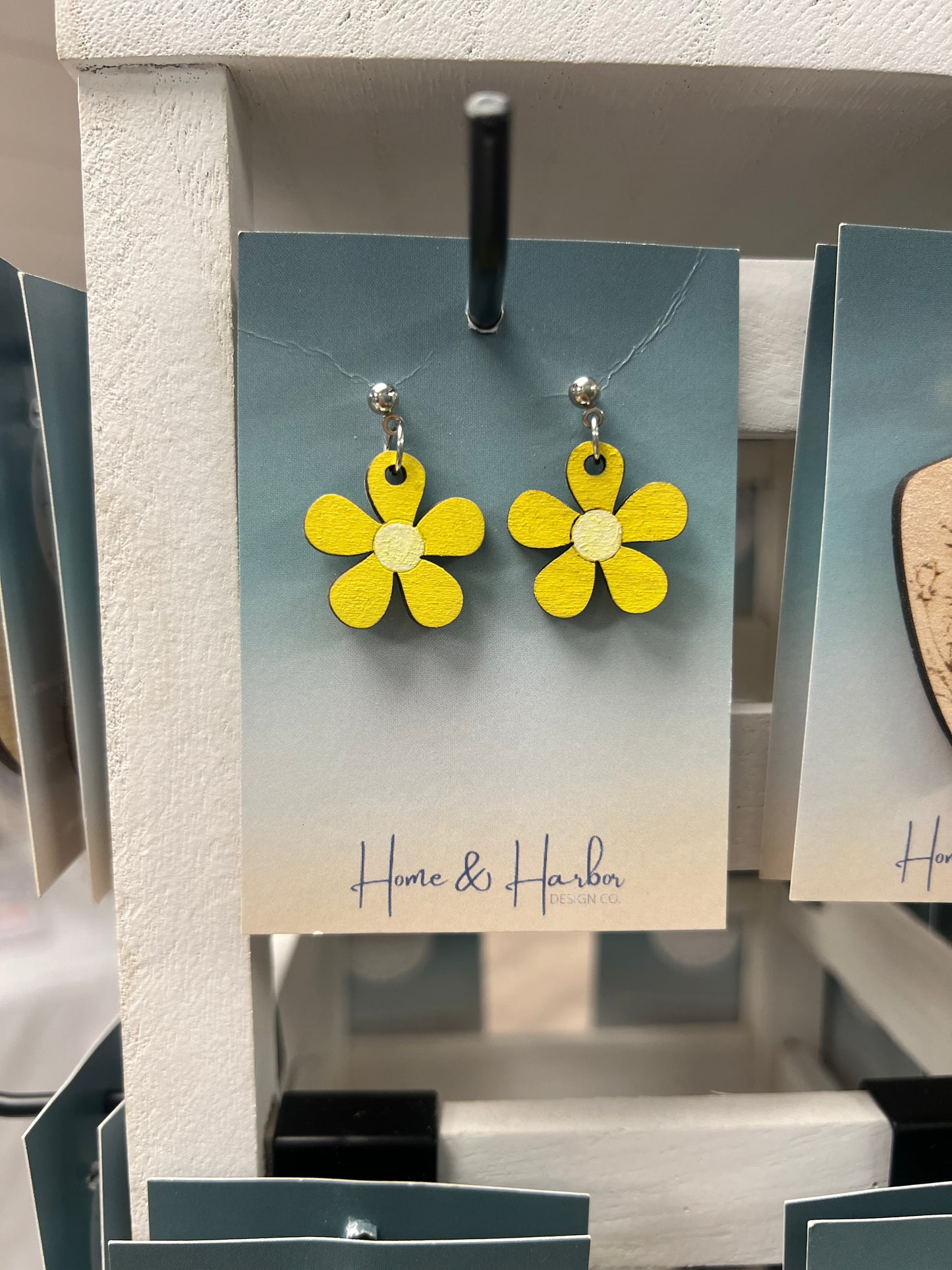 Dangle earrings