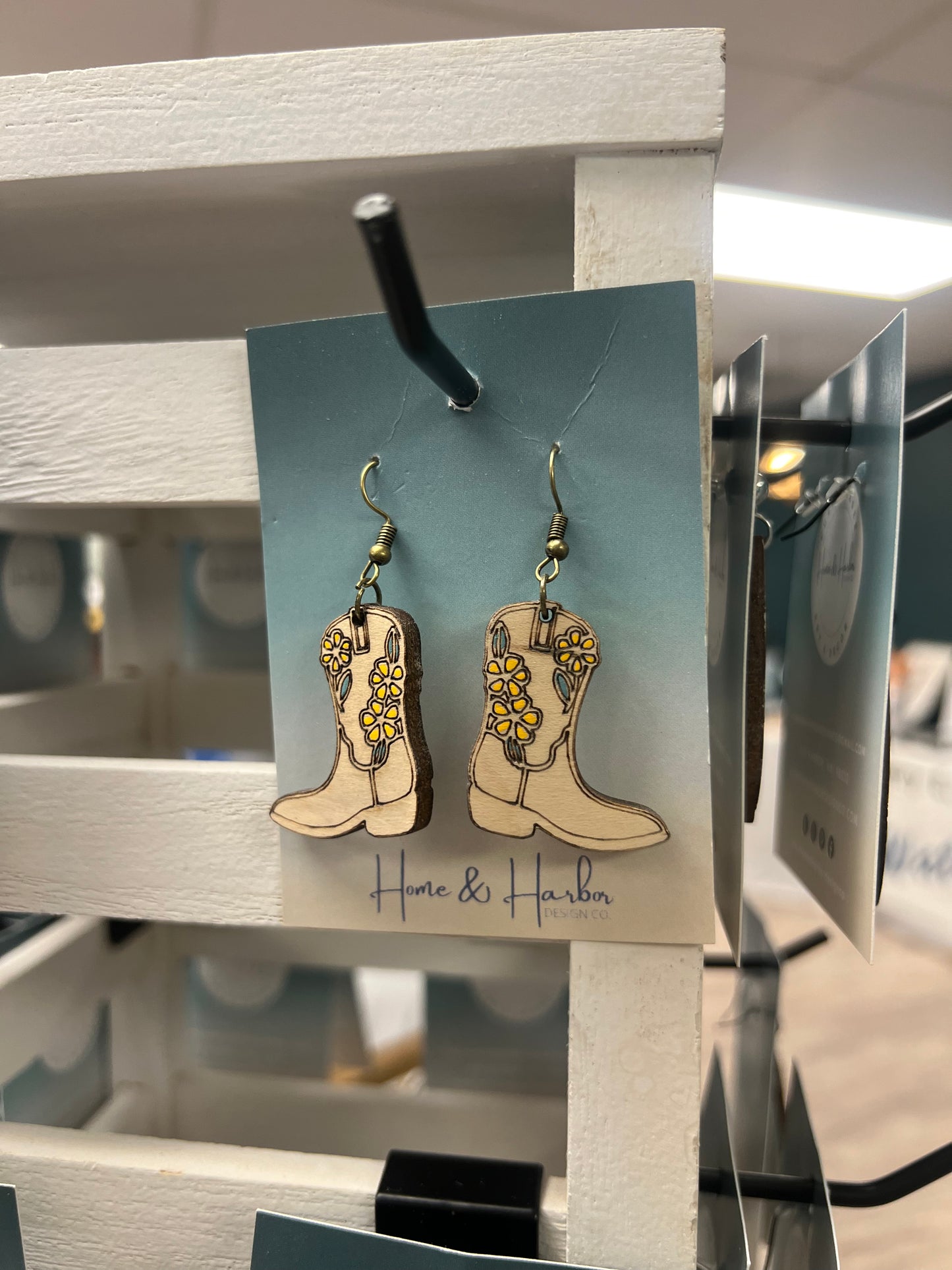 Dangle earrings