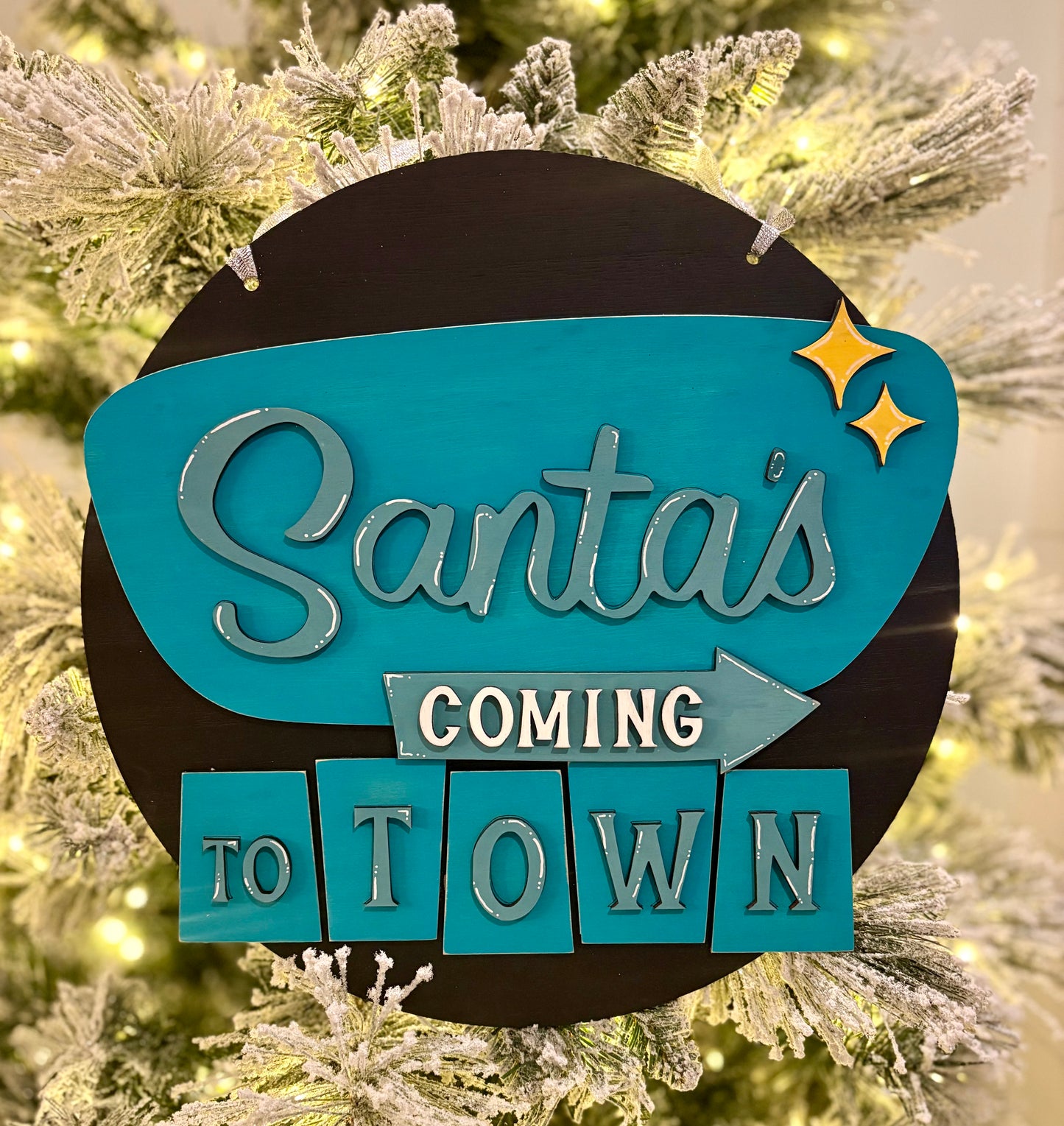 Retro Santas coming to town